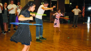 the Los Angeles congregation event had a 1950s theme with a hula hoop contest. 