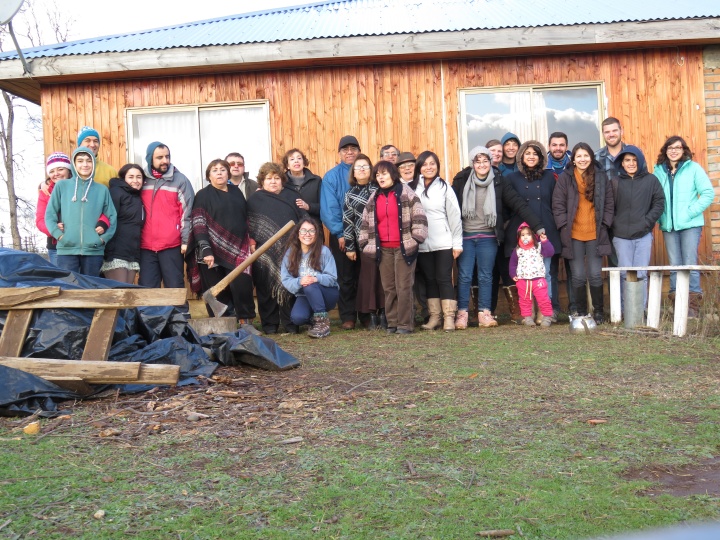 Volunteers of the United Youth Corps project and members of the Temuco congregation in Chile.